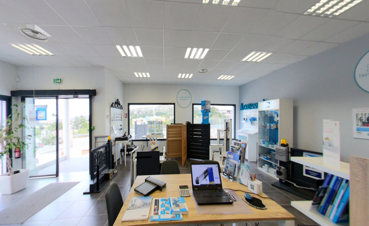 Showroom-ABD-AUTOMATISMES-PORTAILS.jpg