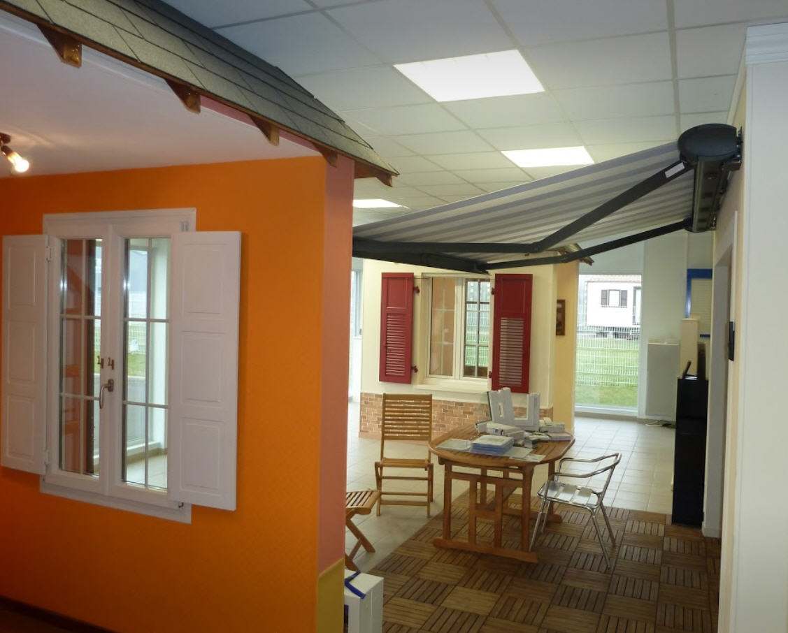 Showroom-Expo-Societe-Carre.jpg