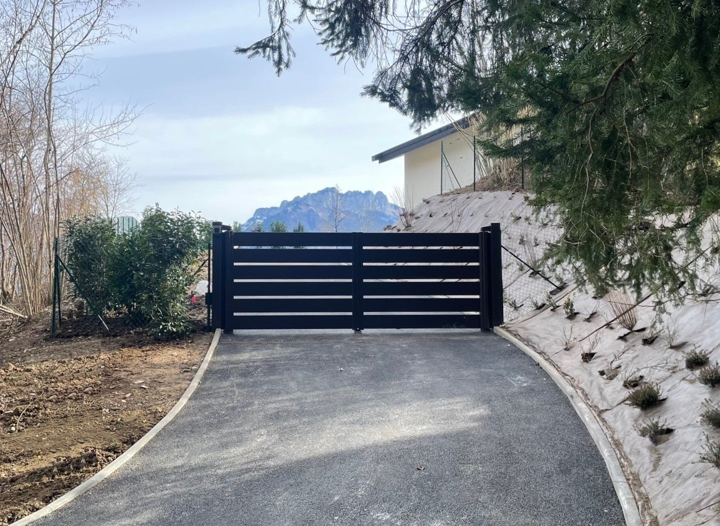 Portail alu Méga B CETAL - ATE Durand Portails