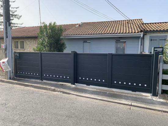 Portail coulissant alu CETAL - HTN Habitat - (33)