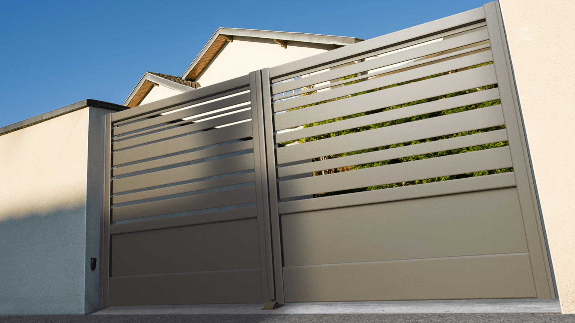 OP_ 2V-SAT-12-070 - Saturne - 7006