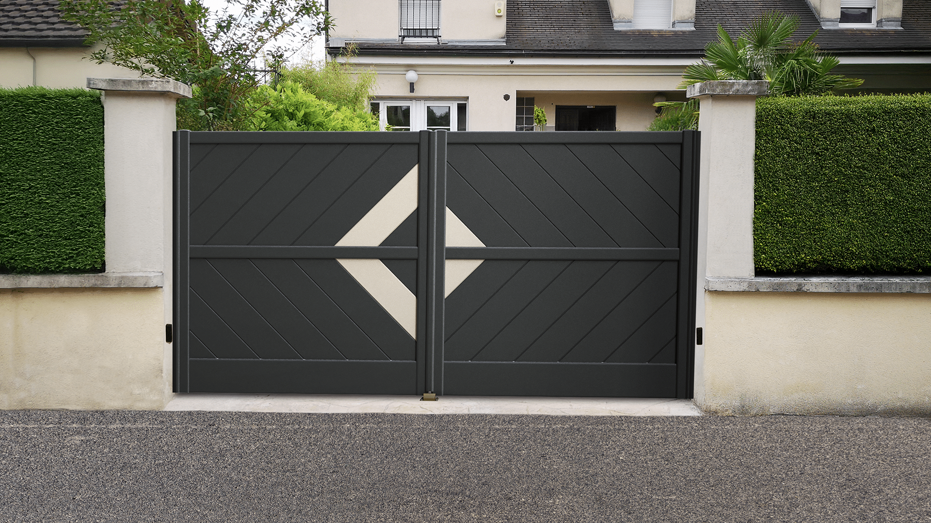 O_ 2V-MER-12-091 - Mercure - Noir 2100 Yazd